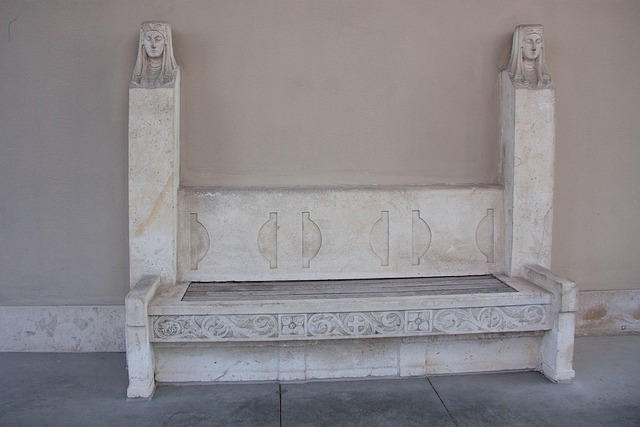 更是一场公 更是一场公